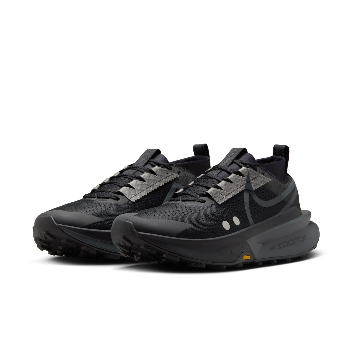 Nike Zegama 2 | Black / Anthracite / Metallic Platinum | Mens