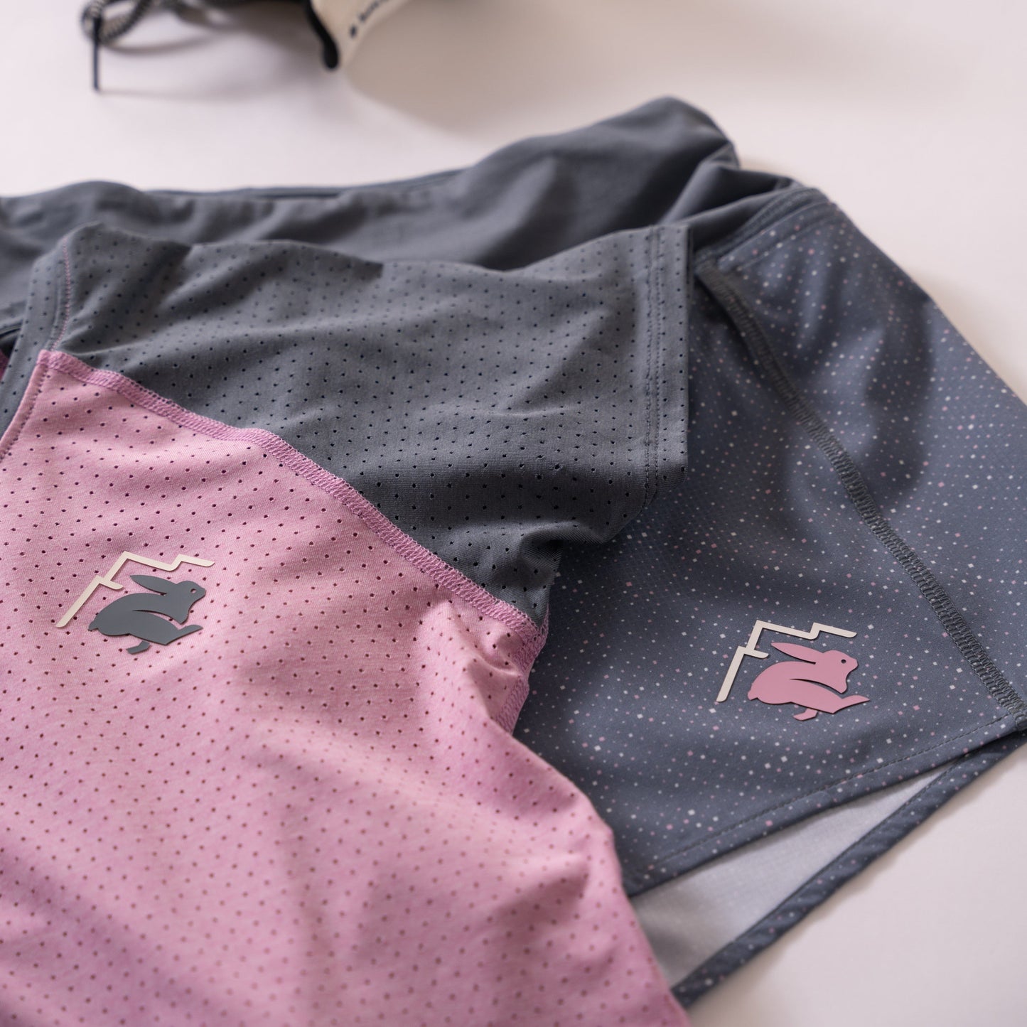 rabbit EZ Tee Perf Trail | Pink Nectar | Womens