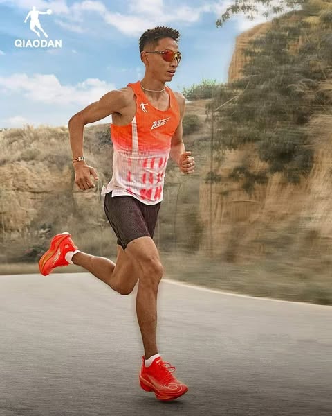 Qiaodan Men's Vest - Blazing Red Print