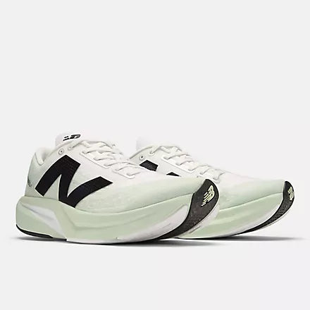 New Balance Men's FuelCell Rebel v4 - Clay Ash/White/Black