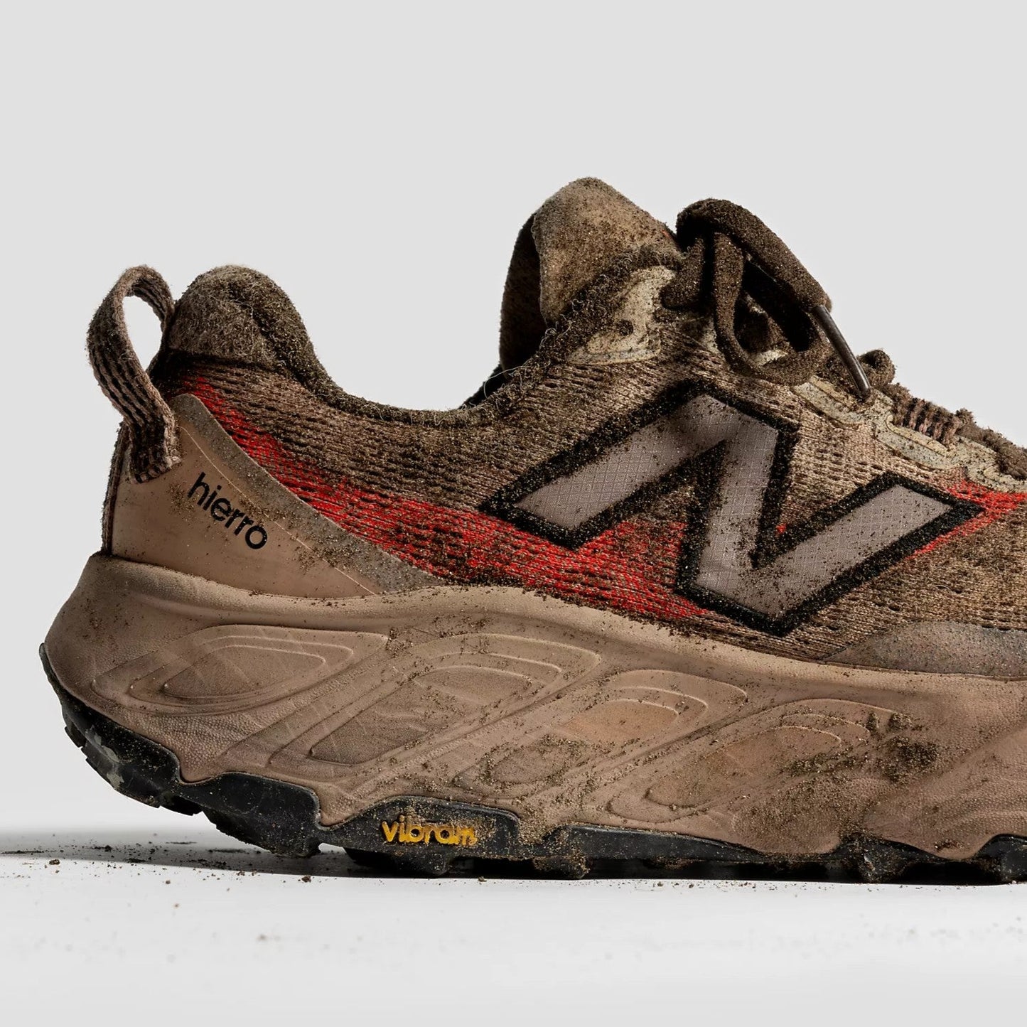 New Balance Fresh Foam X Hierro v9 | Desert Clay / Earth Shadow / Urgent Red | Mens