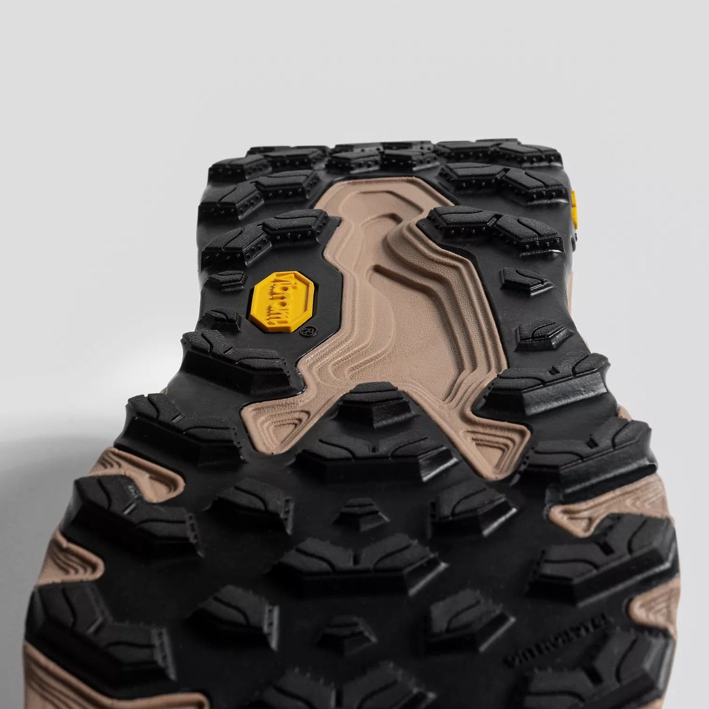 New Balance Fresh Foam X Hierro v9 Wide | Desert Clay / Earth Shadow / Urgent Red | Mens