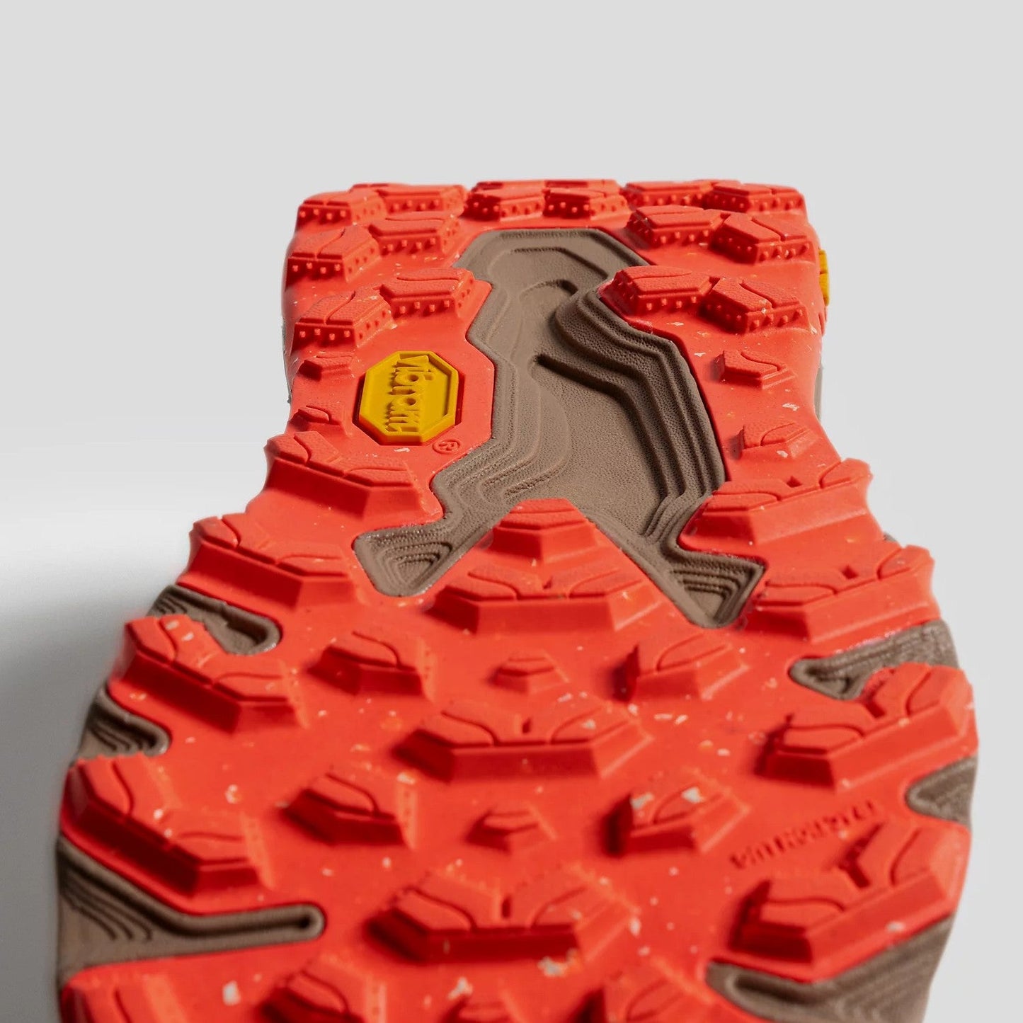 New Balance Fresh Foam X Hierro v9 Wide | Desert Clay / Flat Taupe / Urgent Red | Womens