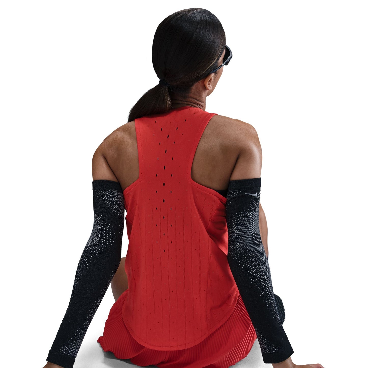 Nike AeroSwift Singlet | Light Crimson / Black | Womens