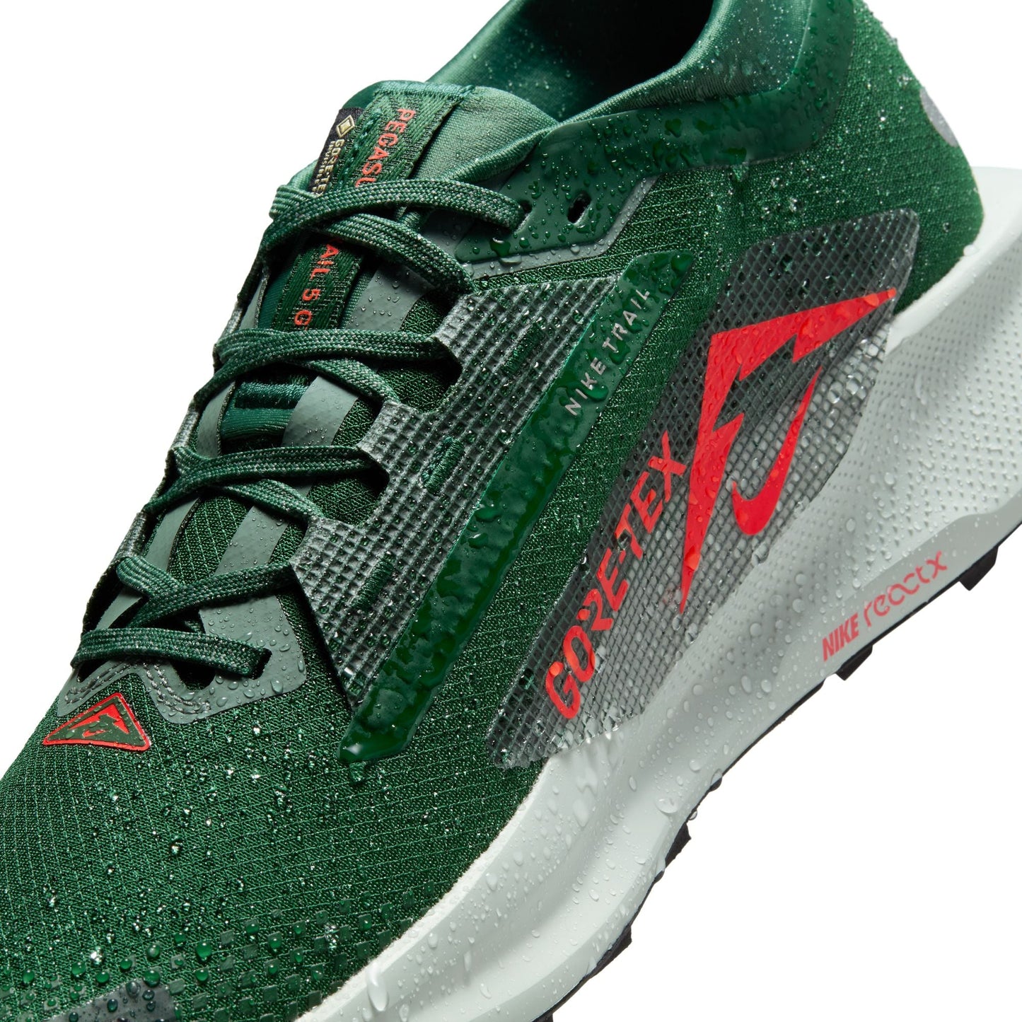 Nike Pegasus Trail 5 GORE-TEX | Fir / Bright Crimson / Clay Green | Mens