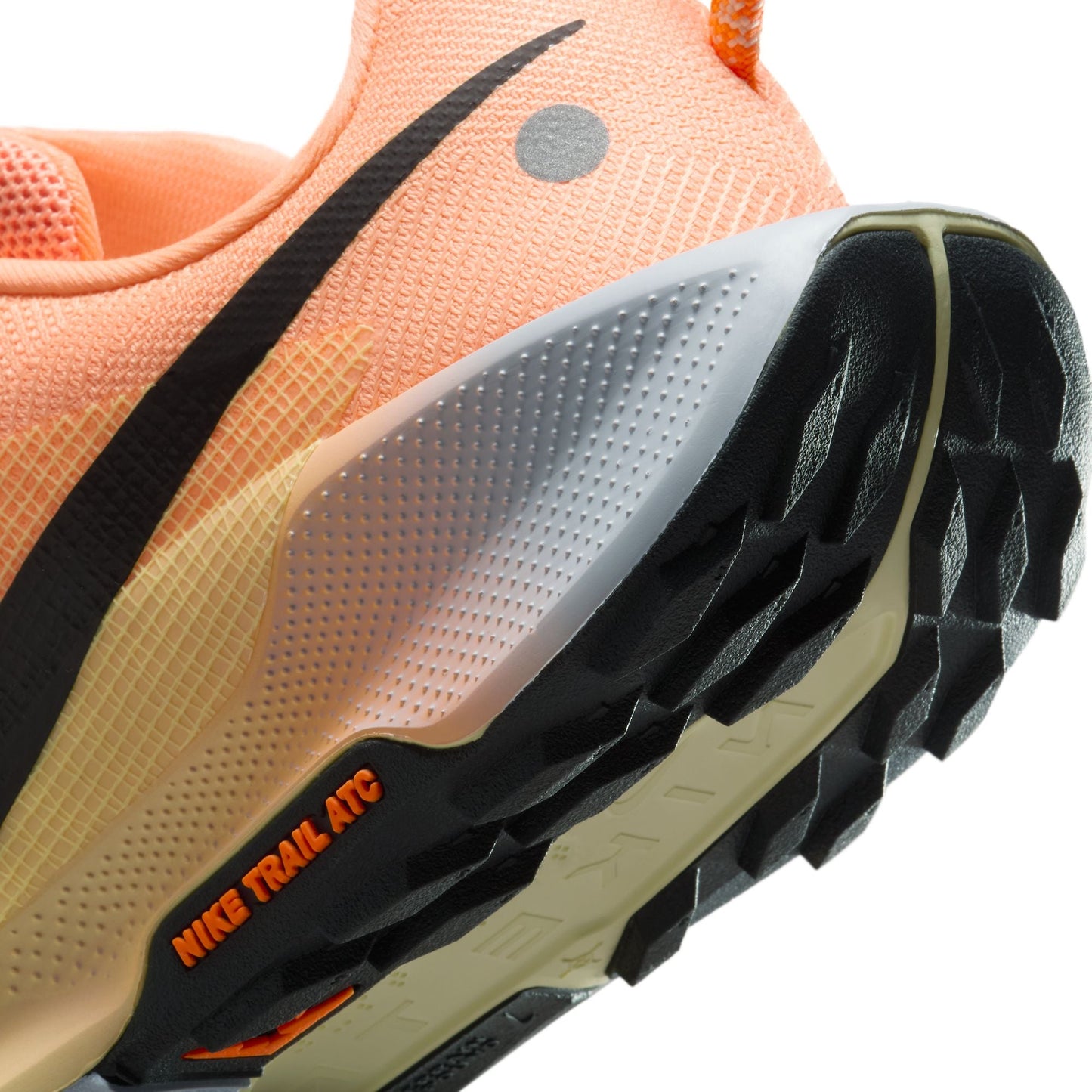 Nike Pegasus Trail 5 | Orange Pulse / Black / Ghost / Alabaster | Womens