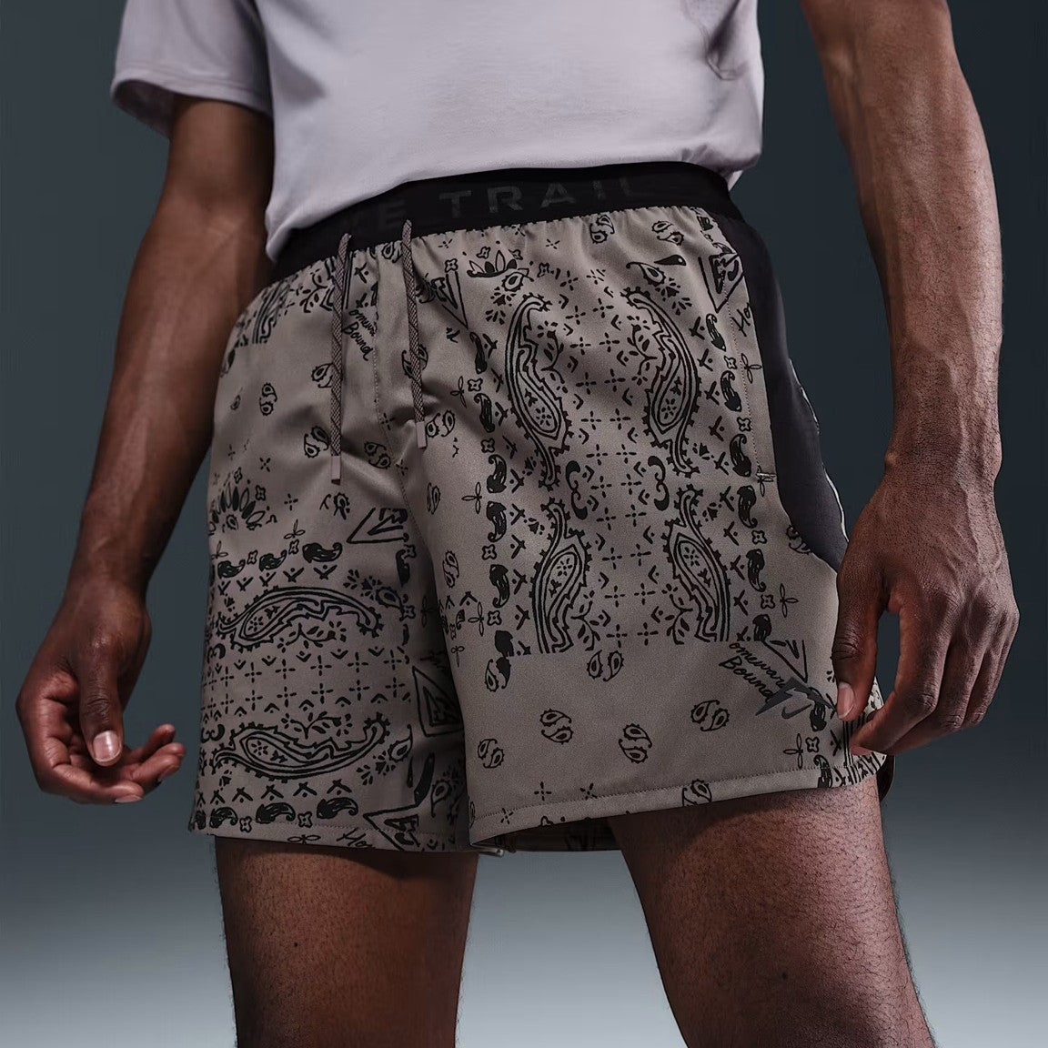 Nike Trail Dri-FIT Shorts | Cave Stone / Black | Mens
