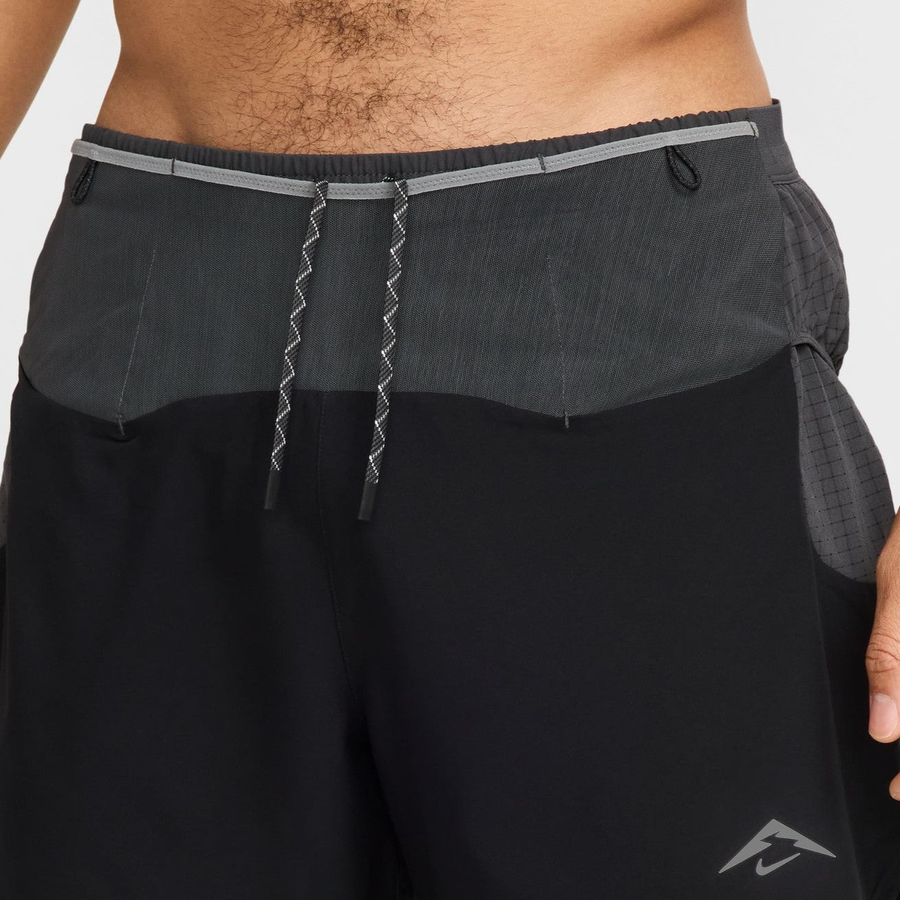 Nike Trail Second Sunrise Shorts | Black / Anthracite / Summit White | Mens