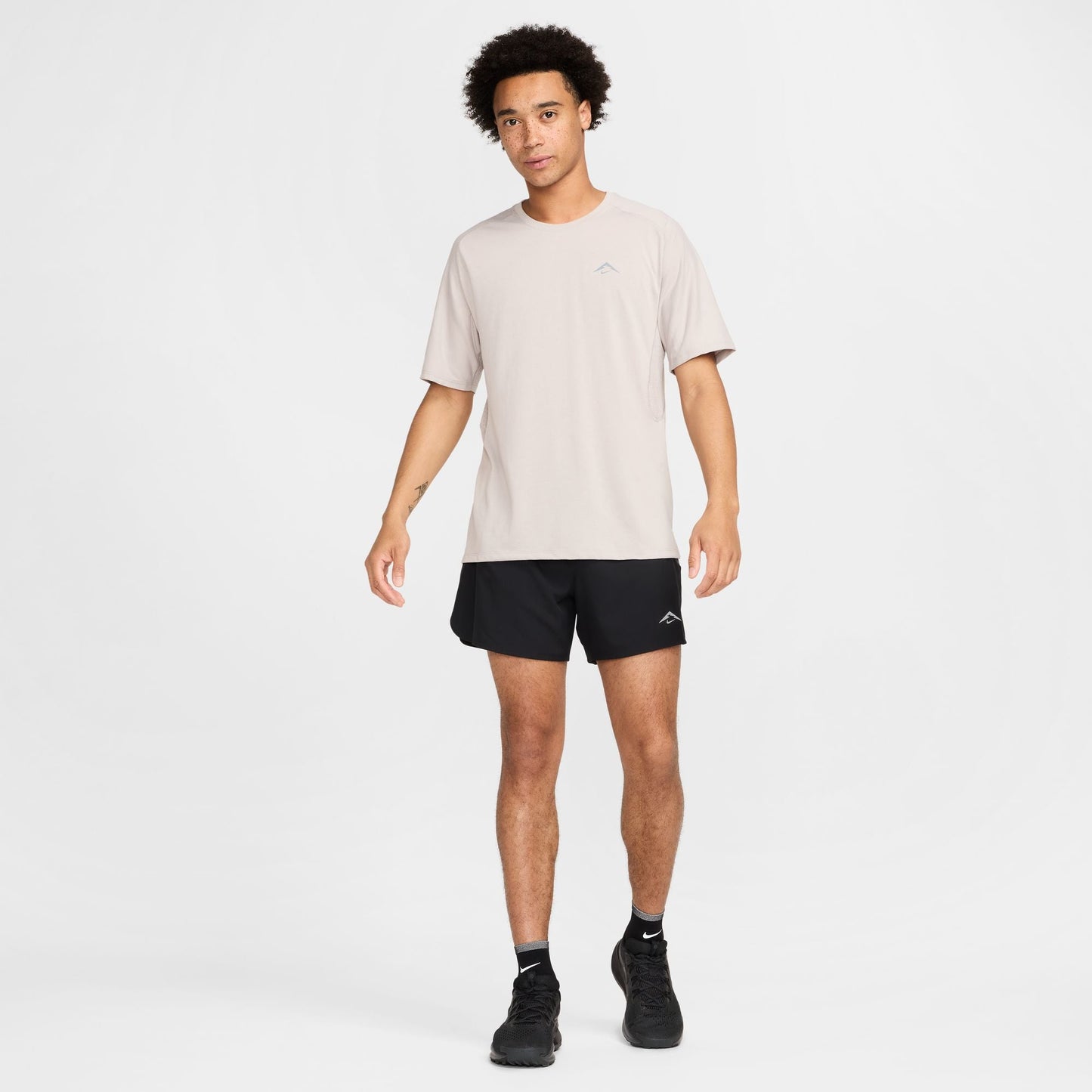 Nike Trail Second Sunrise Shorts | Black / Anthracite / Summit White | Mens