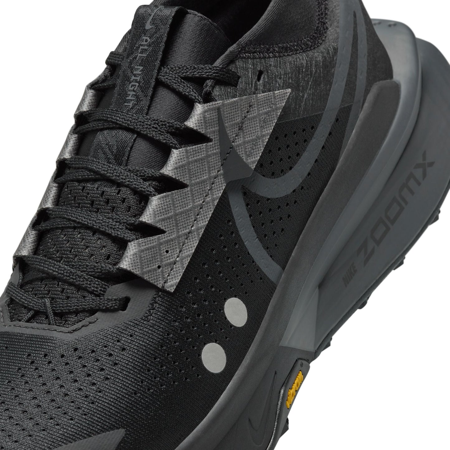 Nike Zegama 2 | Black / Anthracite / Metallic Platinum | Mens