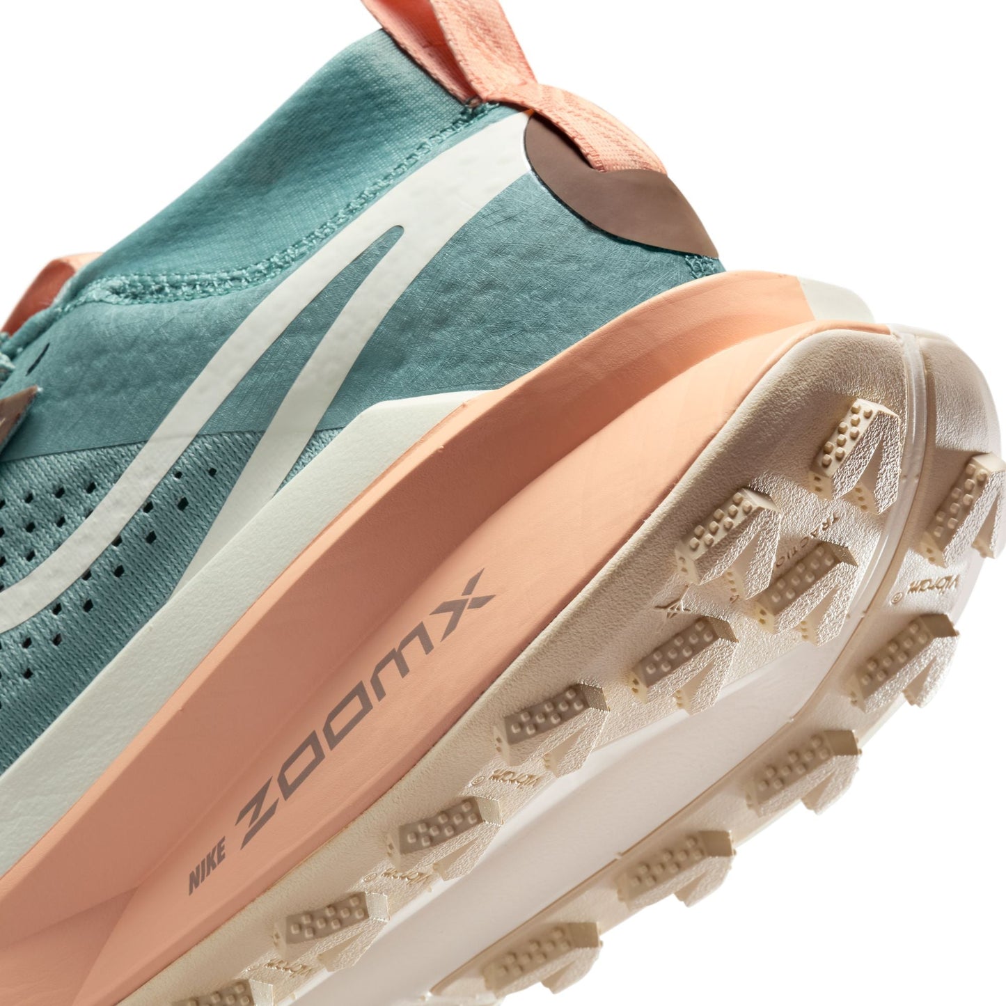 Nike Zegama 2 | Cannon / Soft Pearl / Orange Chalk | Womens