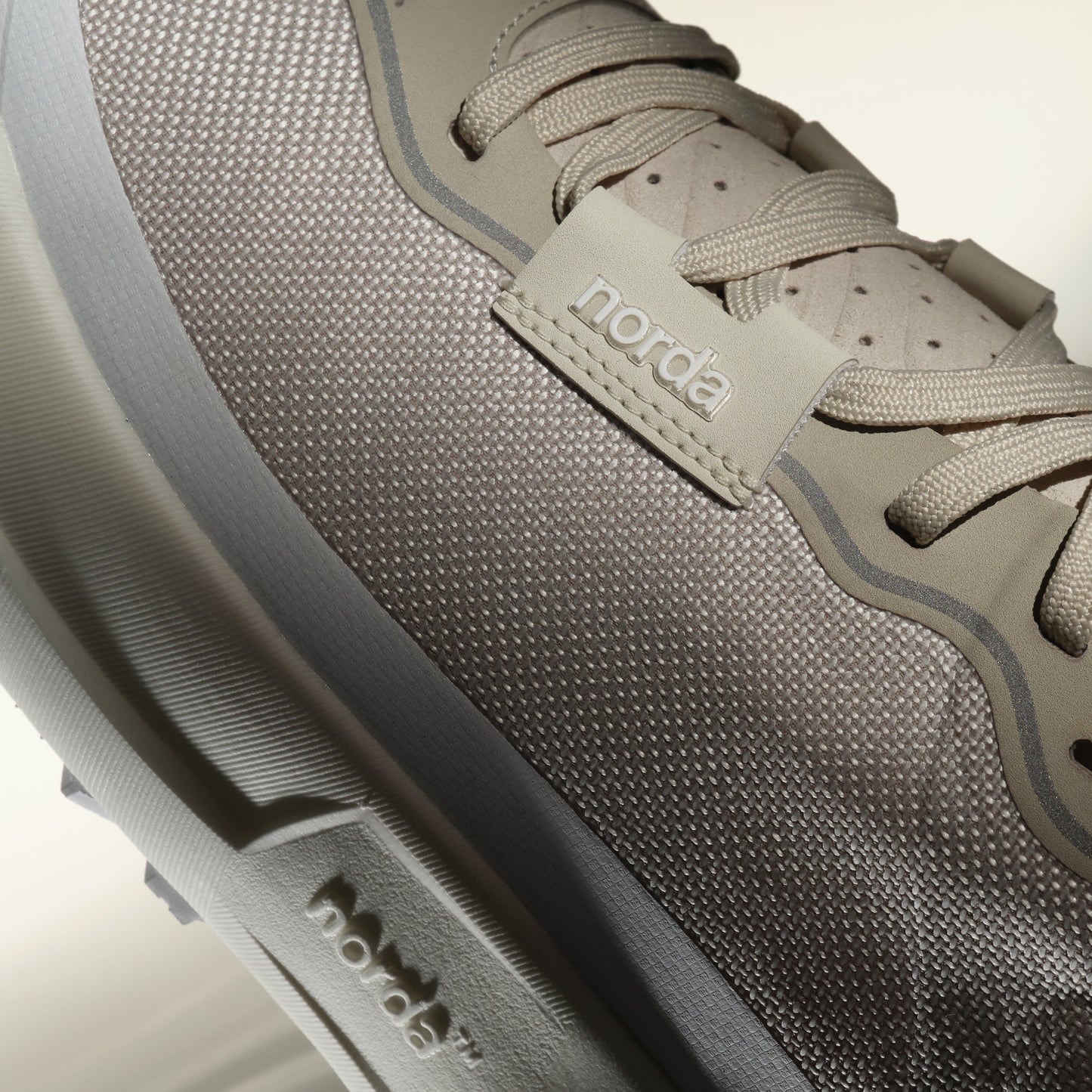 norda 005 | Neve | Womens