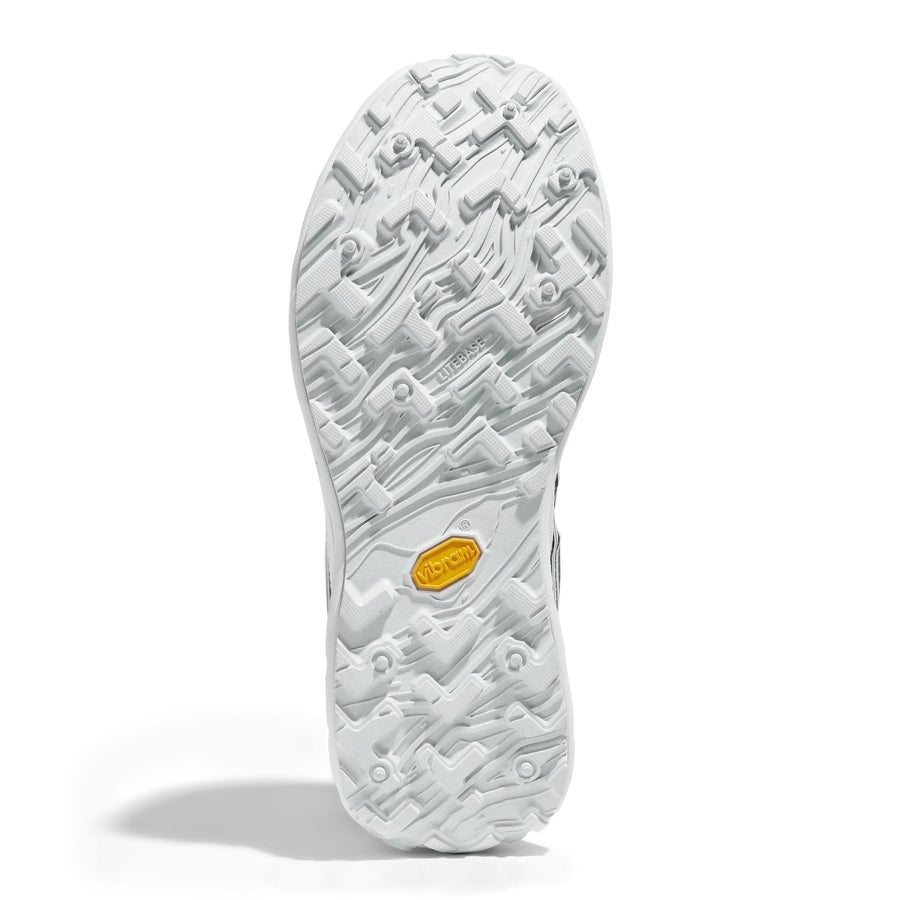 norda 002 | Summit Black | Womens