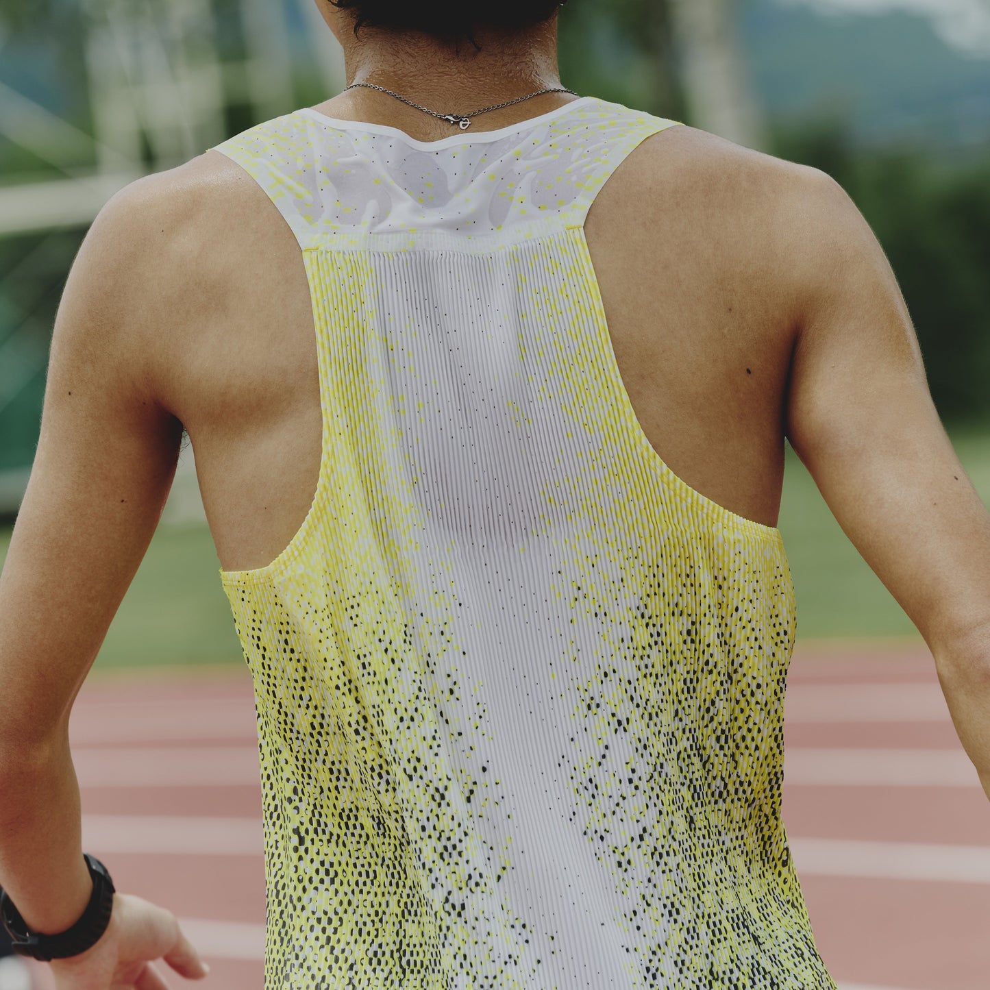 On Race Singlet | Lime | Mens