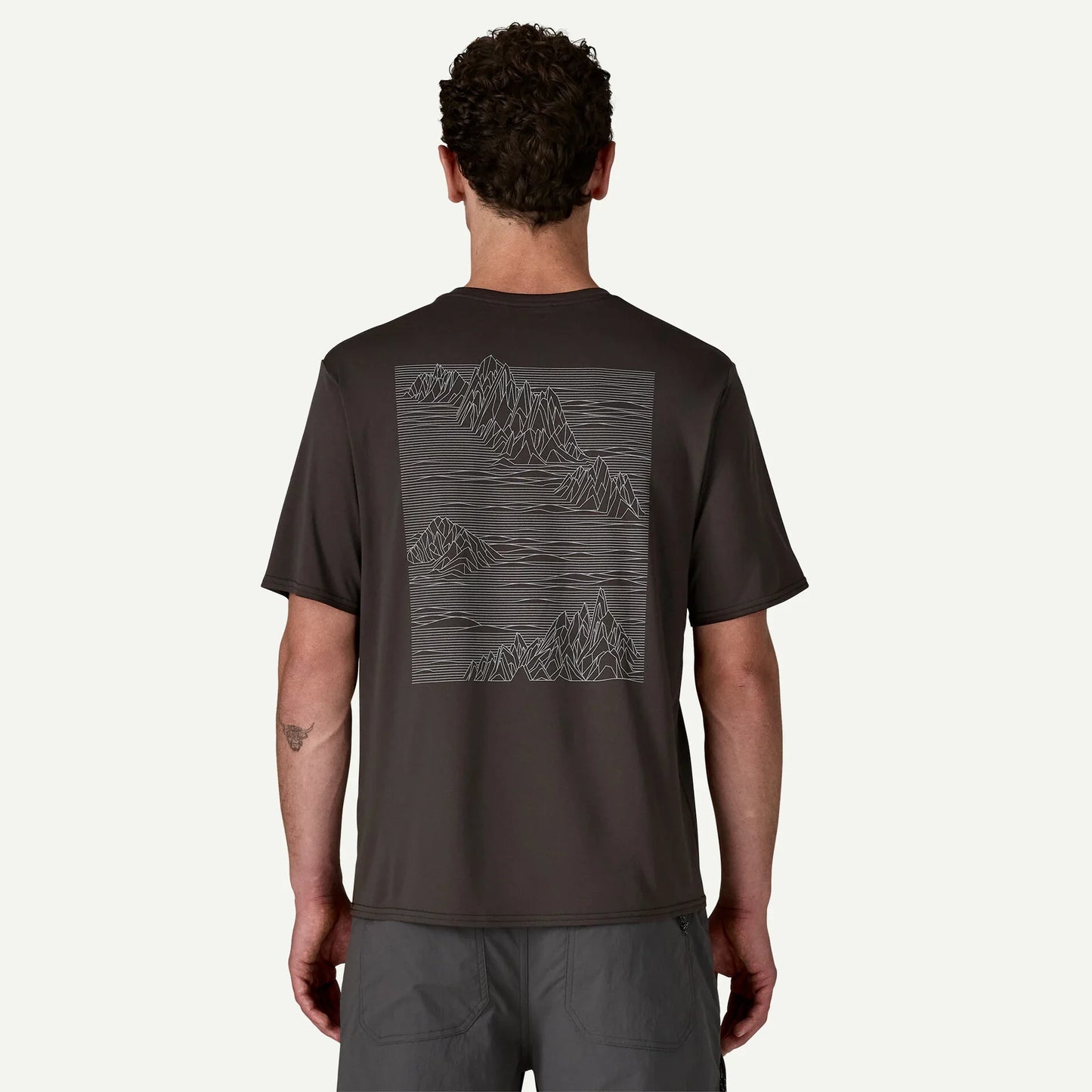 Patagonia Capilene Cool Daily Graphic Shirt | Strataspire: Black | Mens
