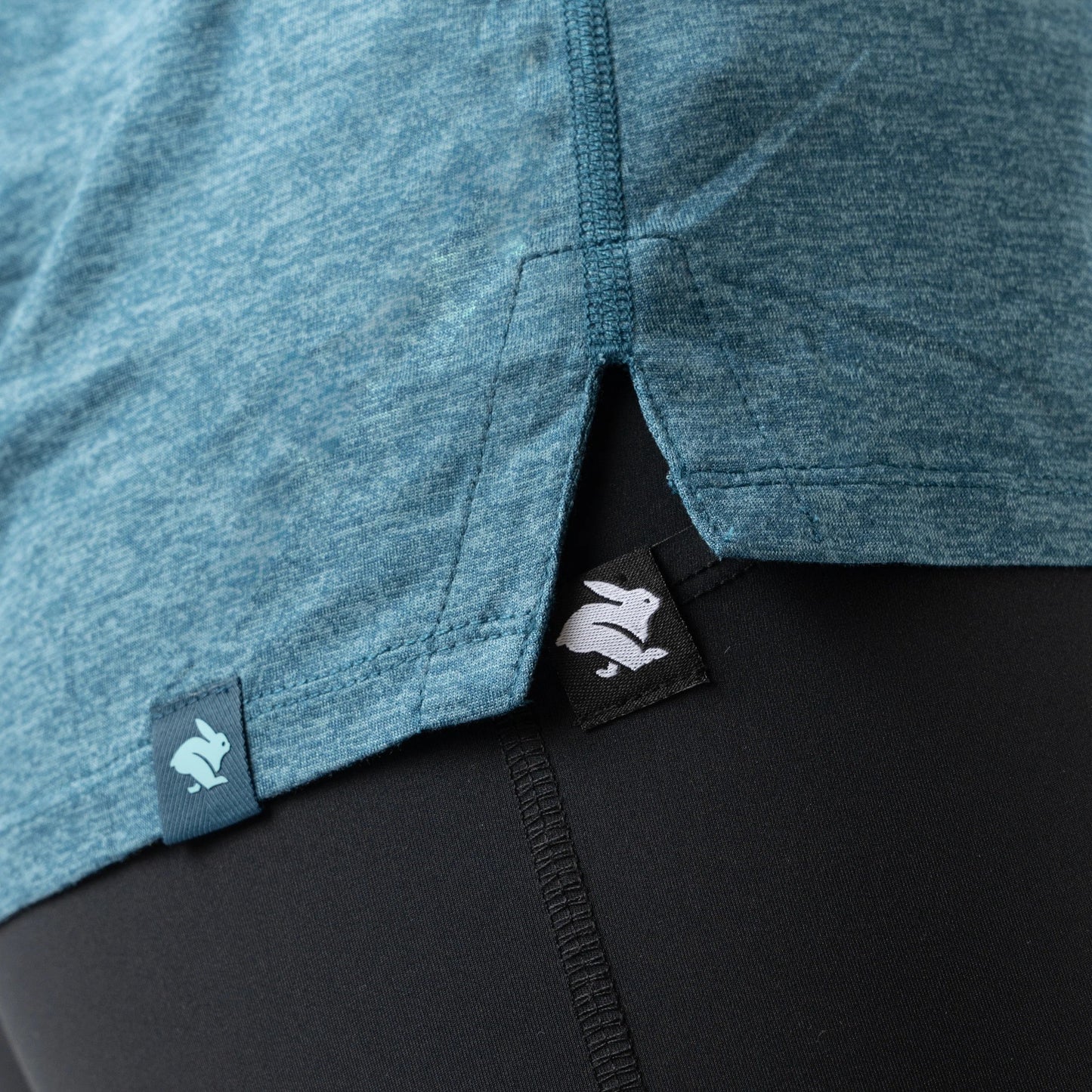 rabbit EZ Tee Long Sleeve | Deep Dive | Womens